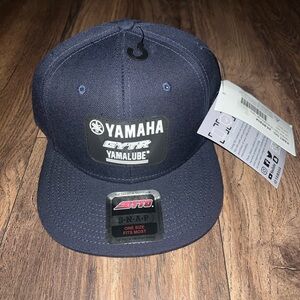 NWT Men’s Yamaha Team SnapBack Hat.
